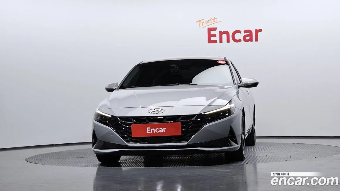 Hyundai AVANTE — фото 3