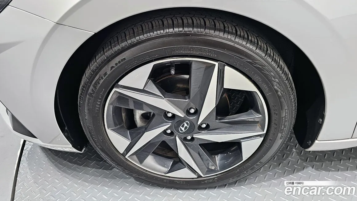 Hyundai AVANTE — фото 8
