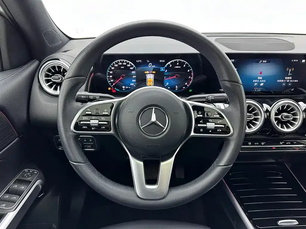 Mercedes-Benz GLB 2023 из CN, фото 10