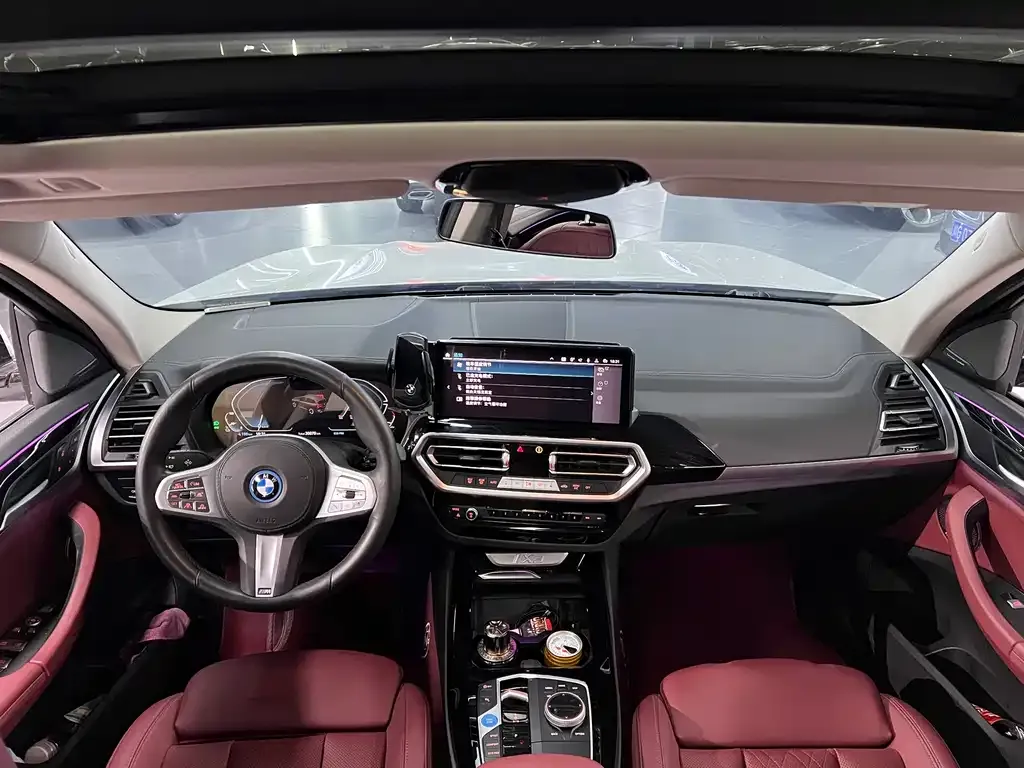 BMW iX3 2025 из CN, фото 3