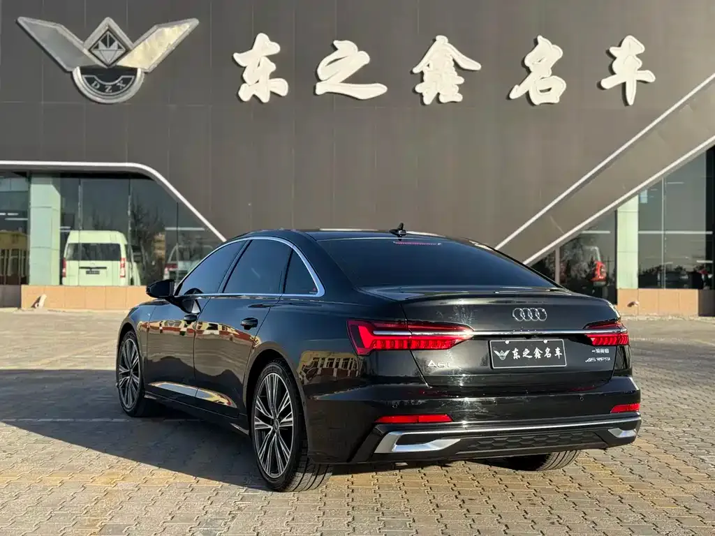 Audi A6L 2025 из CN, фото 4