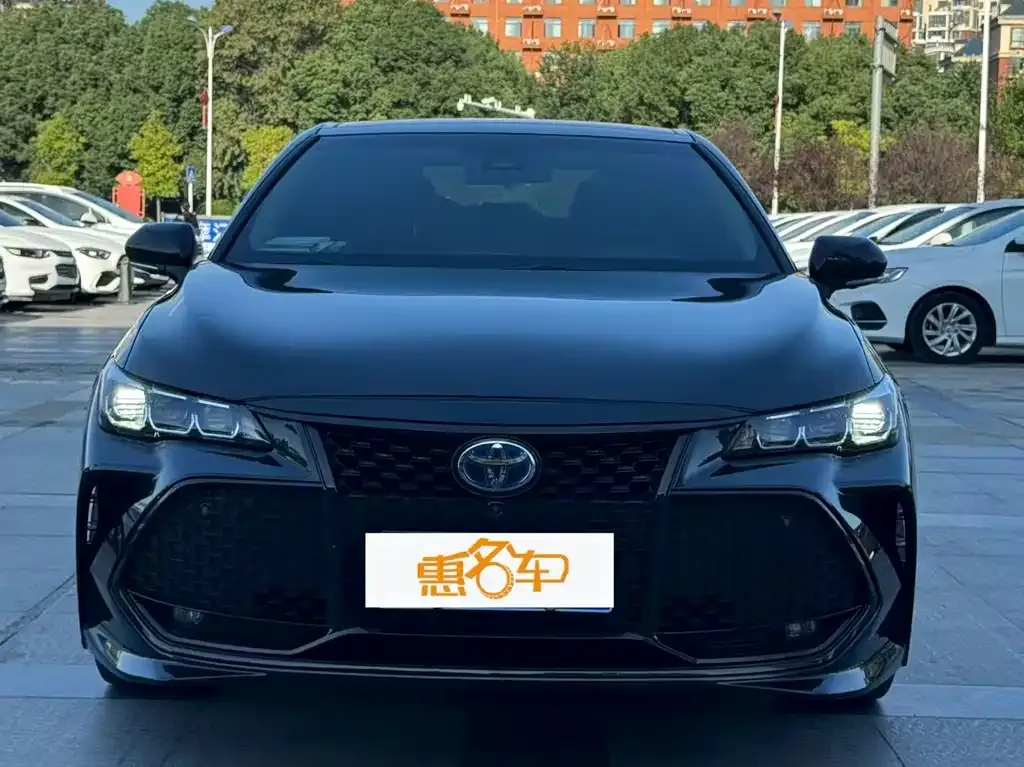 Toyota Avalon 2022 из CN, фото 1