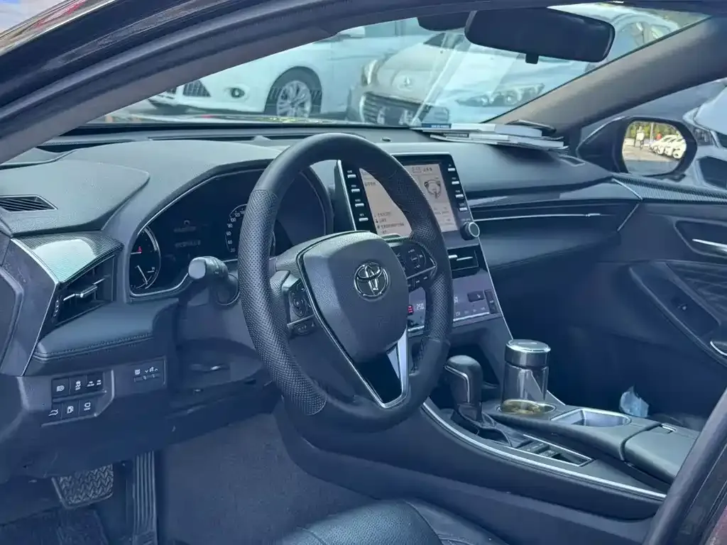 Toyota Avalon 2022 из CN, фото 2
