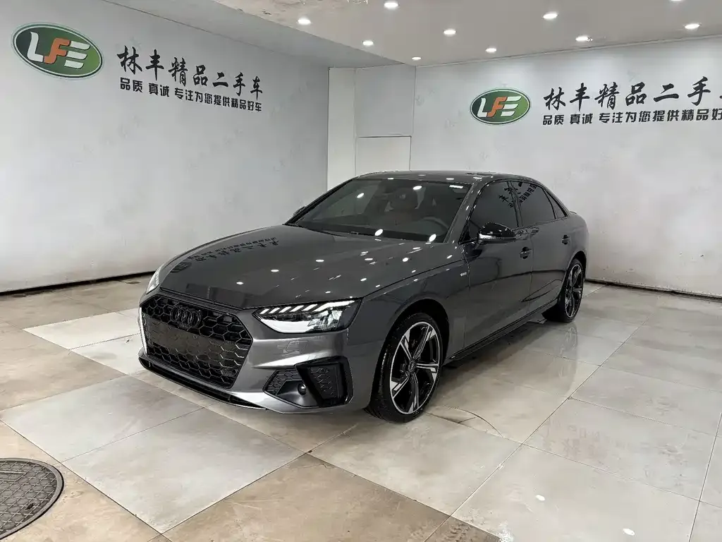 Audi A4L 2024 из CN, фото 1