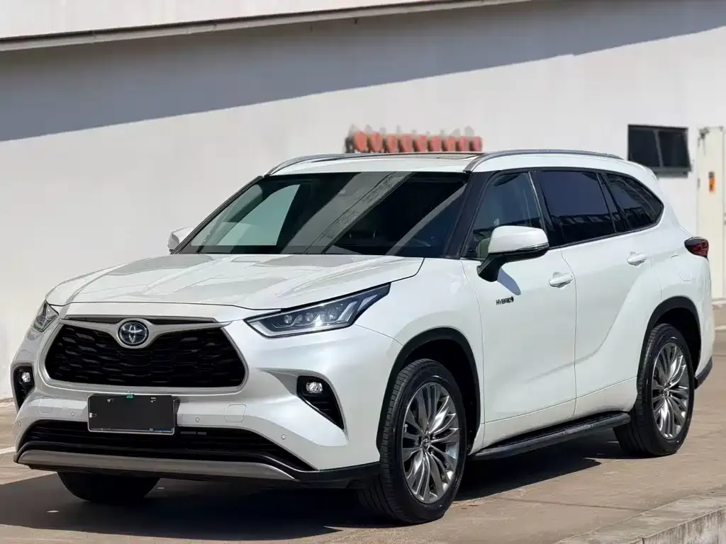 Toyota Highlander 2022 из CN, фото 1