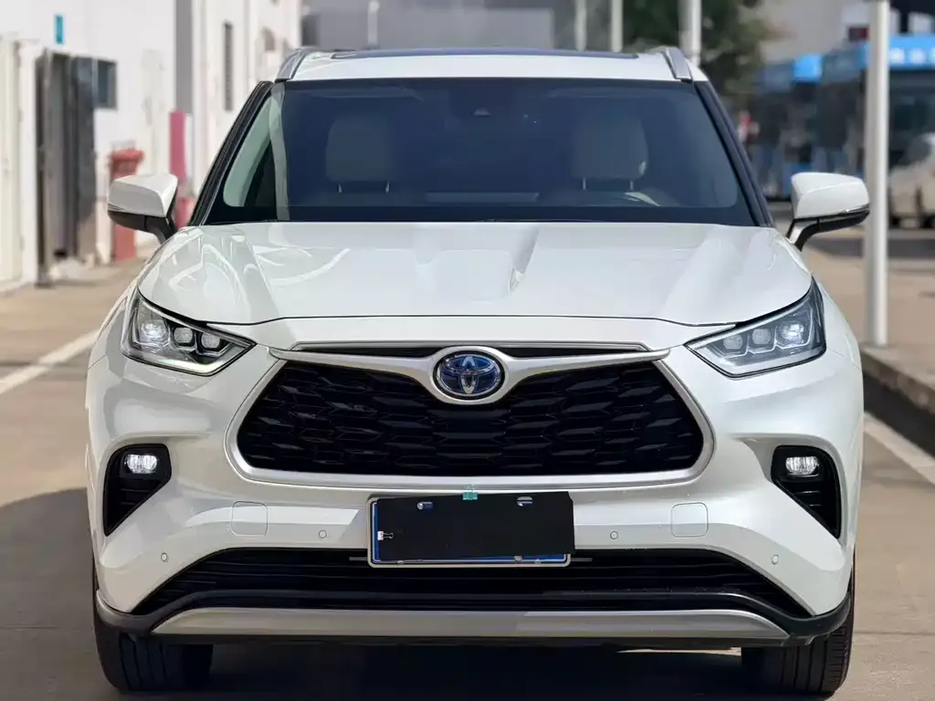 Toyota Highlander 2022 из CN, фото 2