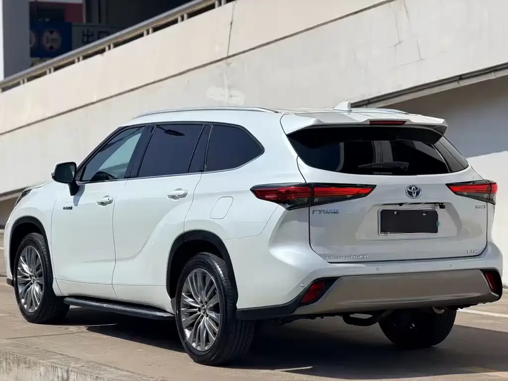 Toyota Highlander 2022 из CN, фото 8