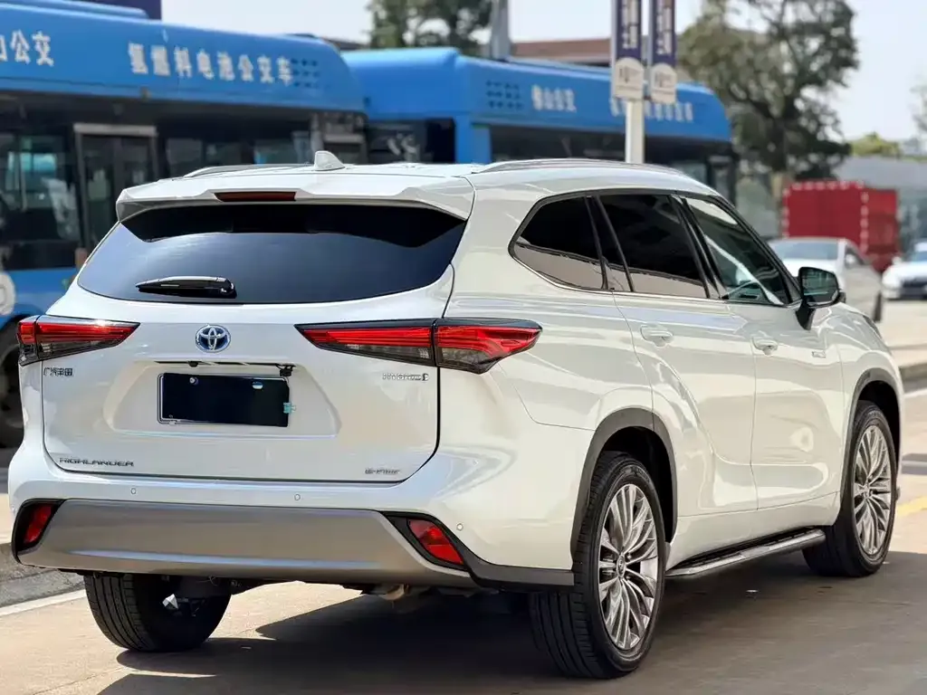 Toyota Highlander 2022 из CN, фото 9