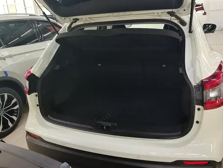 Nissan Qashqai 2023 из CN, фото 5