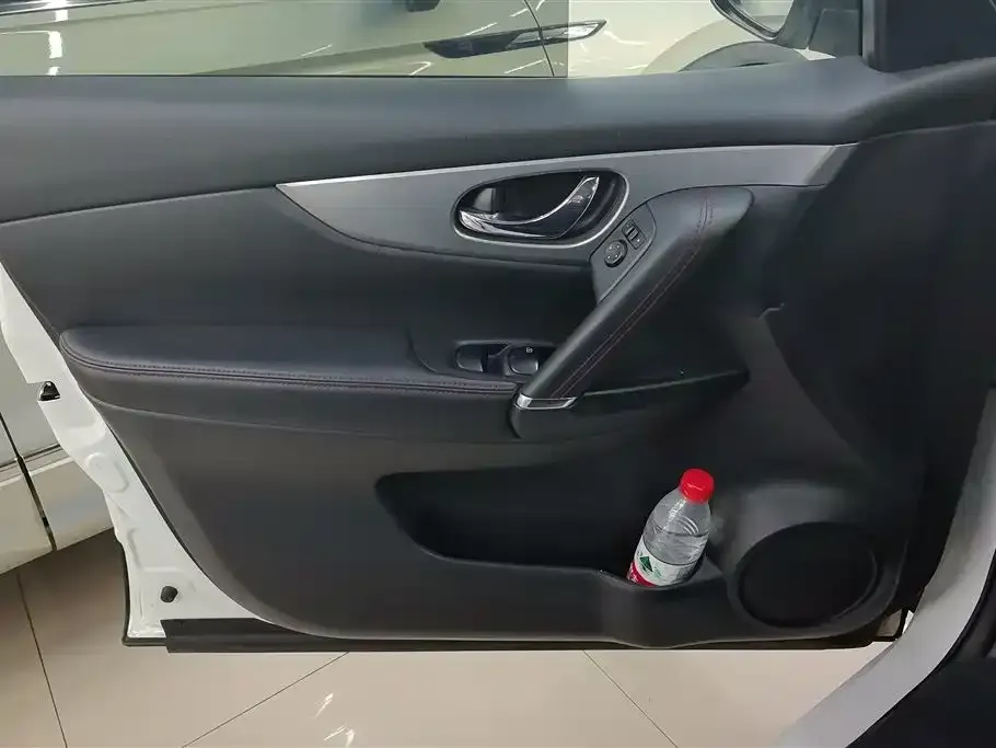 Nissan Qashqai 2023 из CN, фото 8