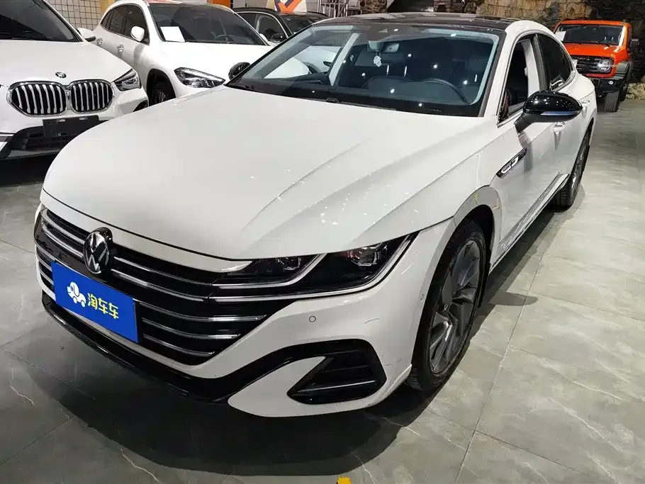 Volkswagen CC 2023 из CN, фото 1