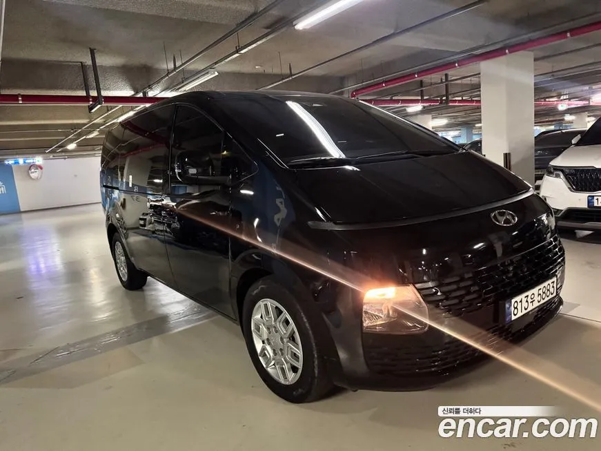 Hyundai Staria 2023 из KR, фото 1