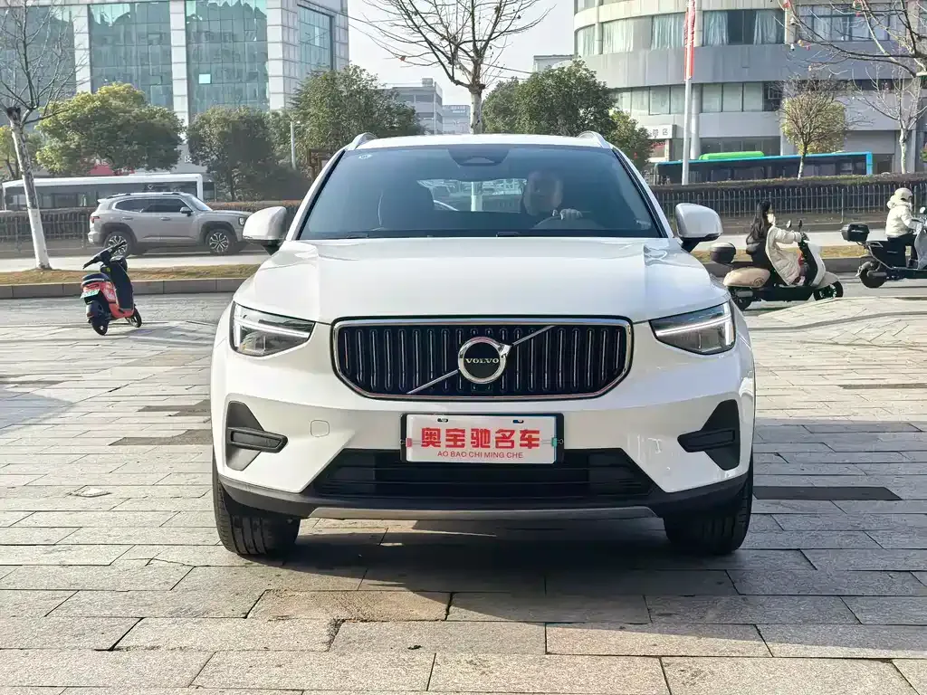 Volvo XC40 2025 из CN, фото 10