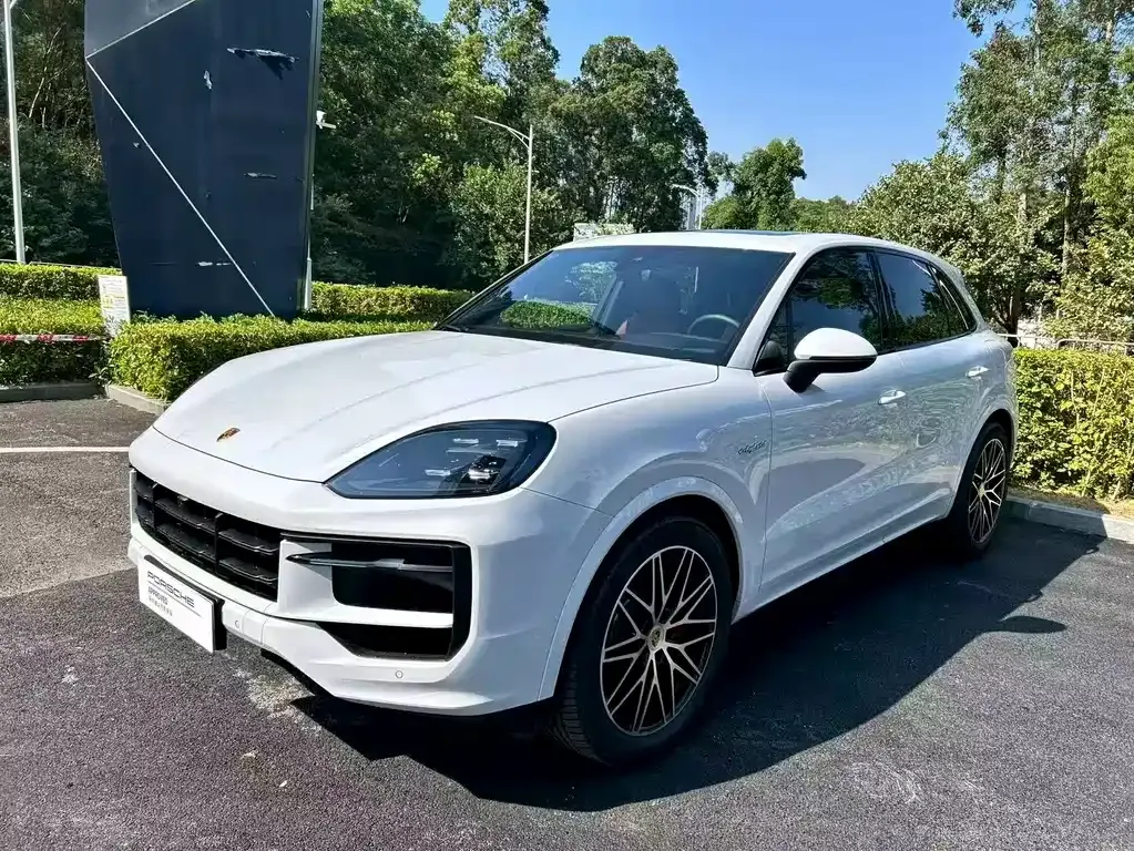 Porsche Cayenne Hybrid — фото 1