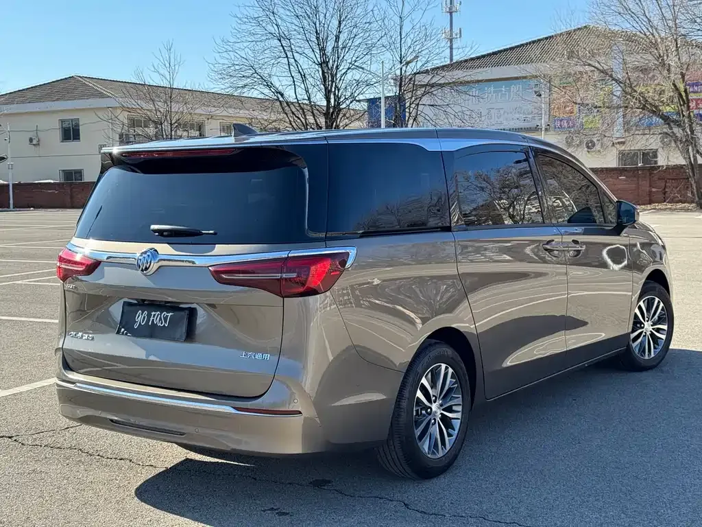 Buick GL8 2021 из CN, фото 3