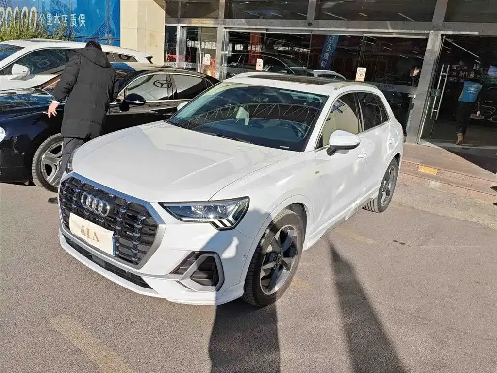 Audi Q3 2021 из CN, фото 1