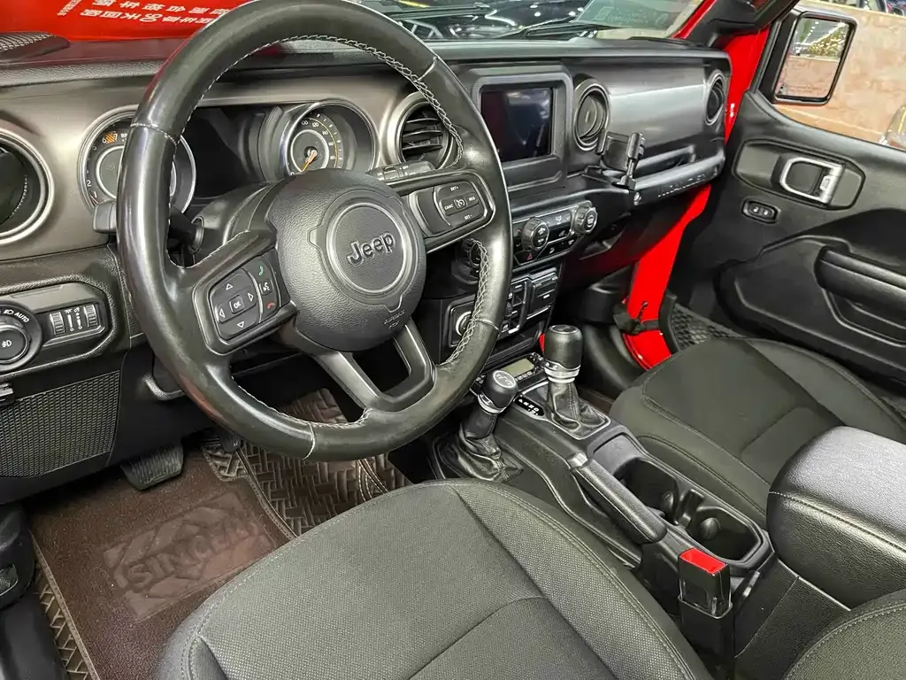 Jeep Wrangler 2022 из CN, фото 8