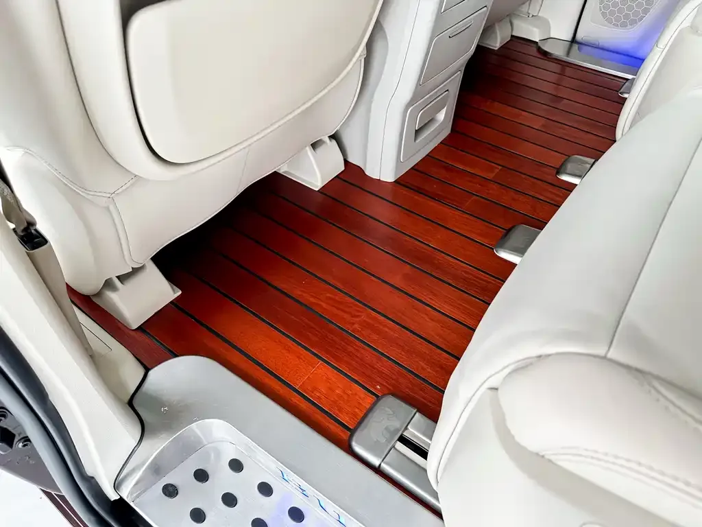 Buick GL8 2021 из CN, фото 9