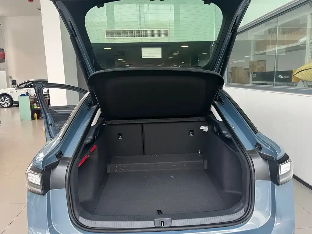 Volkswagen ID.7 VIZZION 2024 из CN, фото 9