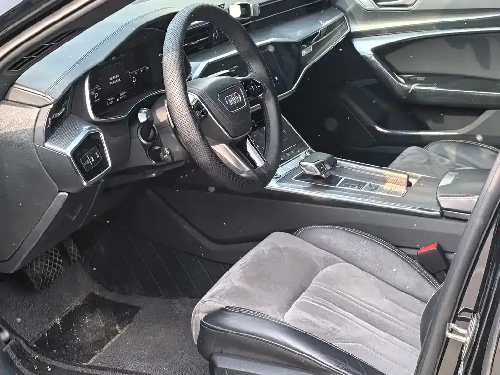 Audi A6L 2024 из CN, фото 3