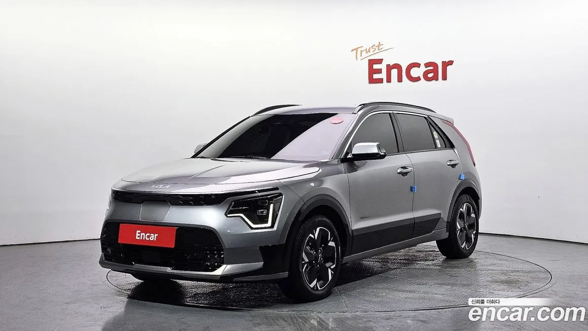 Kia Niro — фото 1