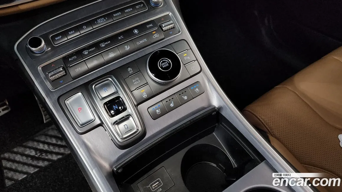 Hyundai Santafe — фото 8