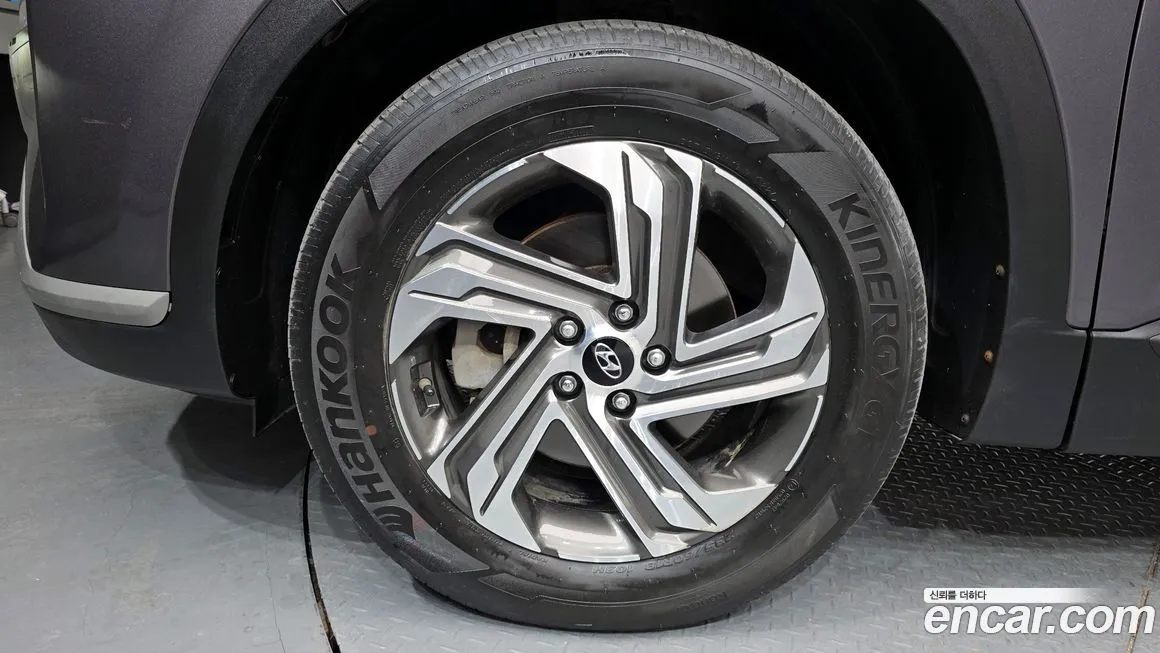 Hyundai Santafe — фото 2