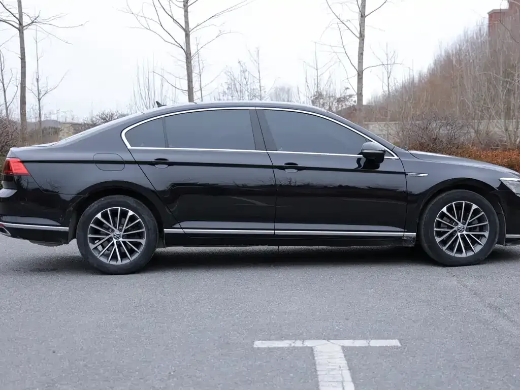 Volkswagen Magotan 2021 из CN, фото 8