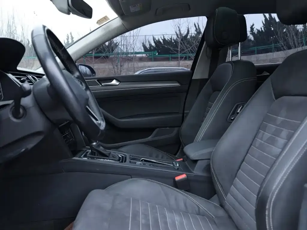 Volkswagen Magotan 2021 из CN, фото 6