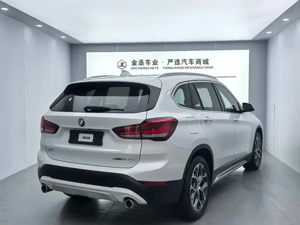 BMW X1 2022 из CN, фото 3