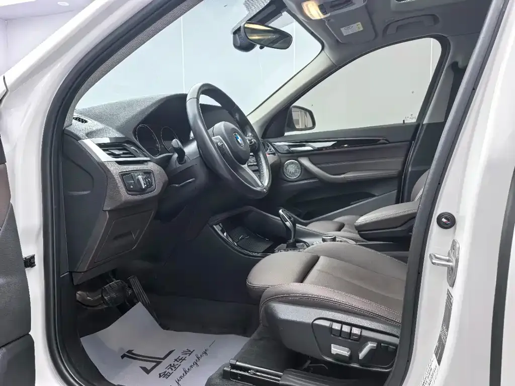 BMW X1 2022 из CN, фото 8