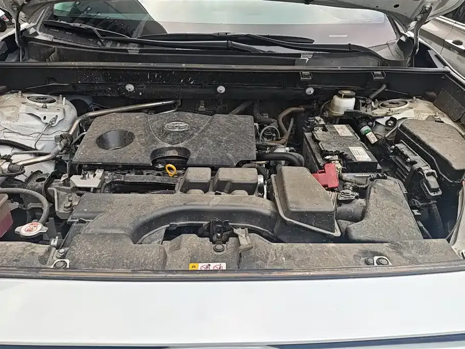 Toyota RAV4 2024 из CN, фото 6