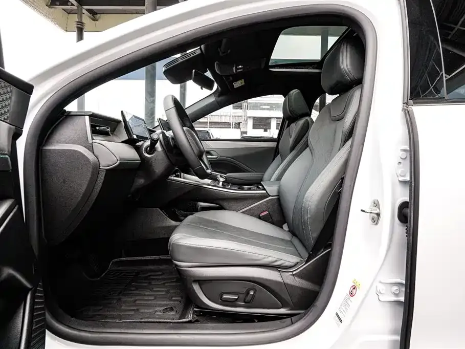 BYD Qin PLUS 2025 из CN, фото 7