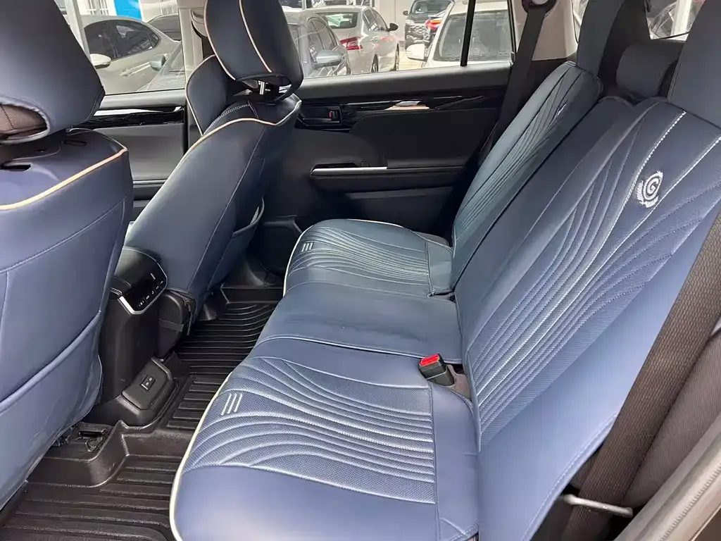 Toyota Highlander 2025 из CN, фото 9