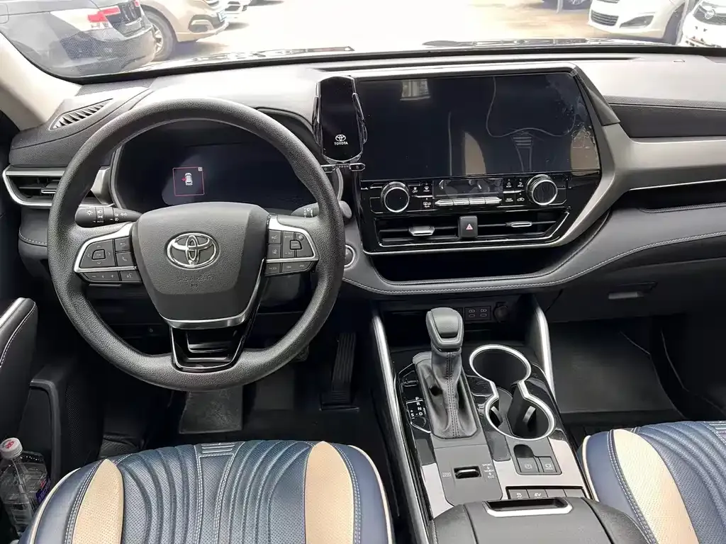 Toyota Highlander 2025 из CN, фото 5