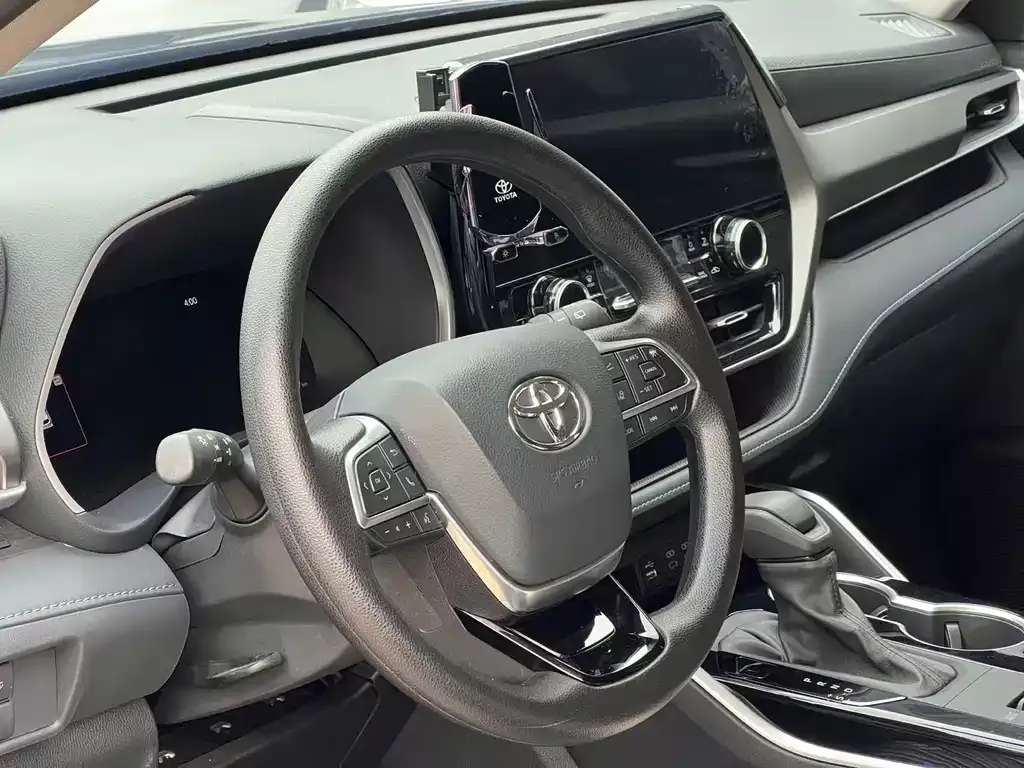 Toyota Highlander 2025 из CN, фото 3