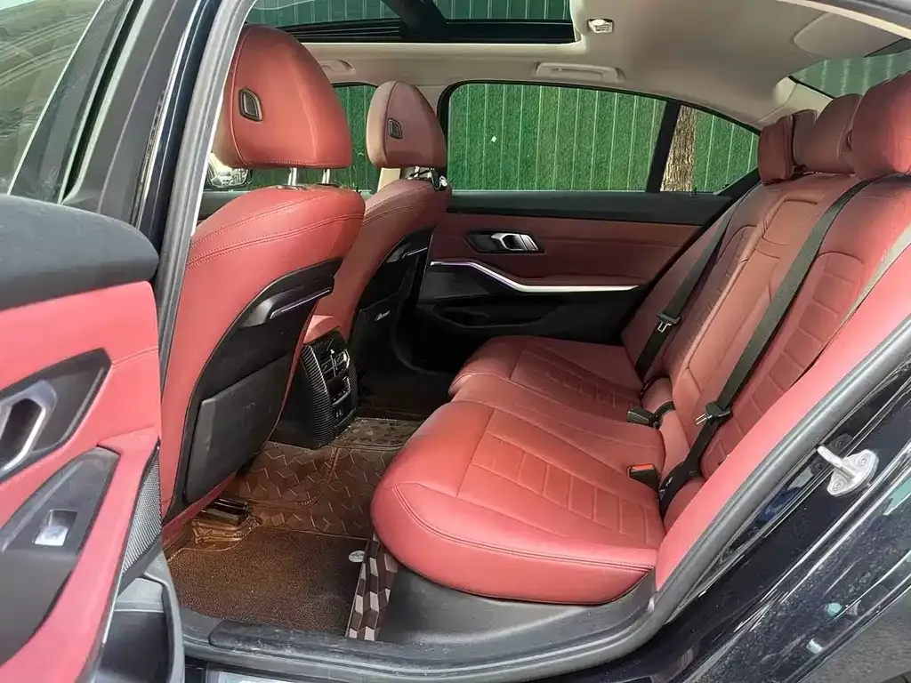 BMW 3 Series 2021 из CN, фото 6