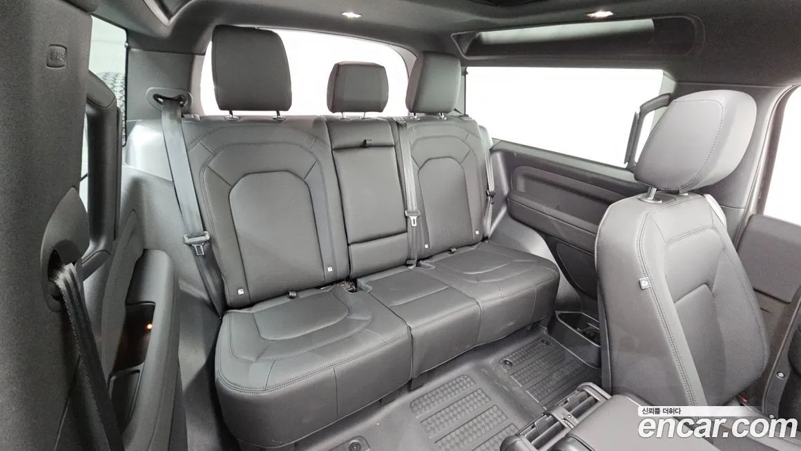 Land Rover Defender 2025 из KR, фото 7
