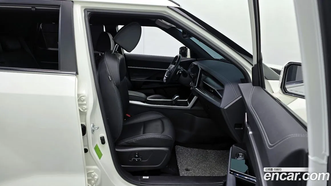 KG Mobility (Ssangyong) Torres — фото 10