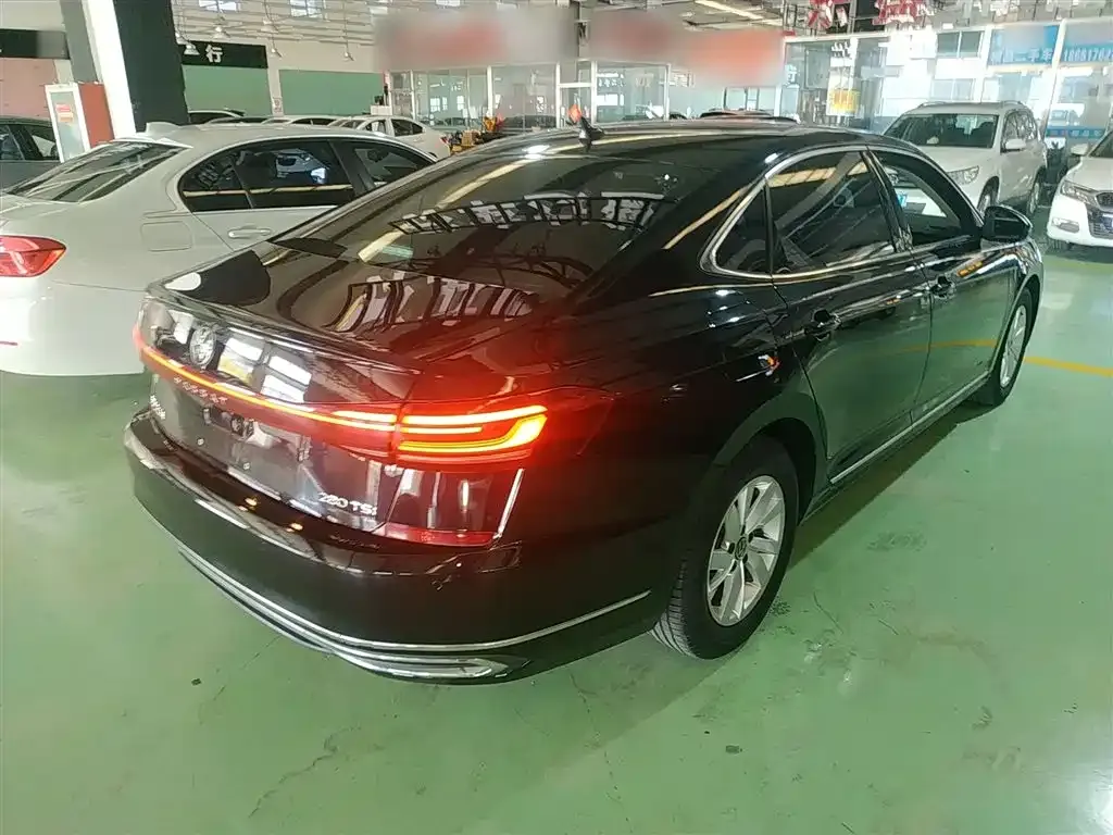 Volkswagen Passat 2023 из CN, фото 7