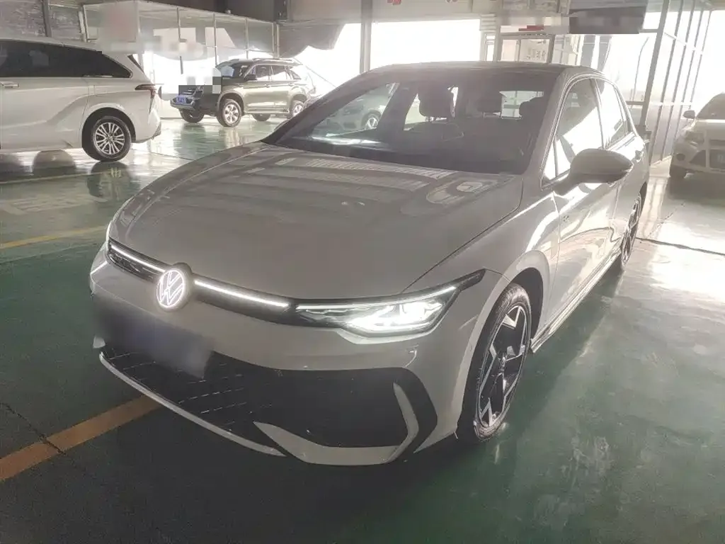 Volkswagen Golf 2025 из CN, фото 6