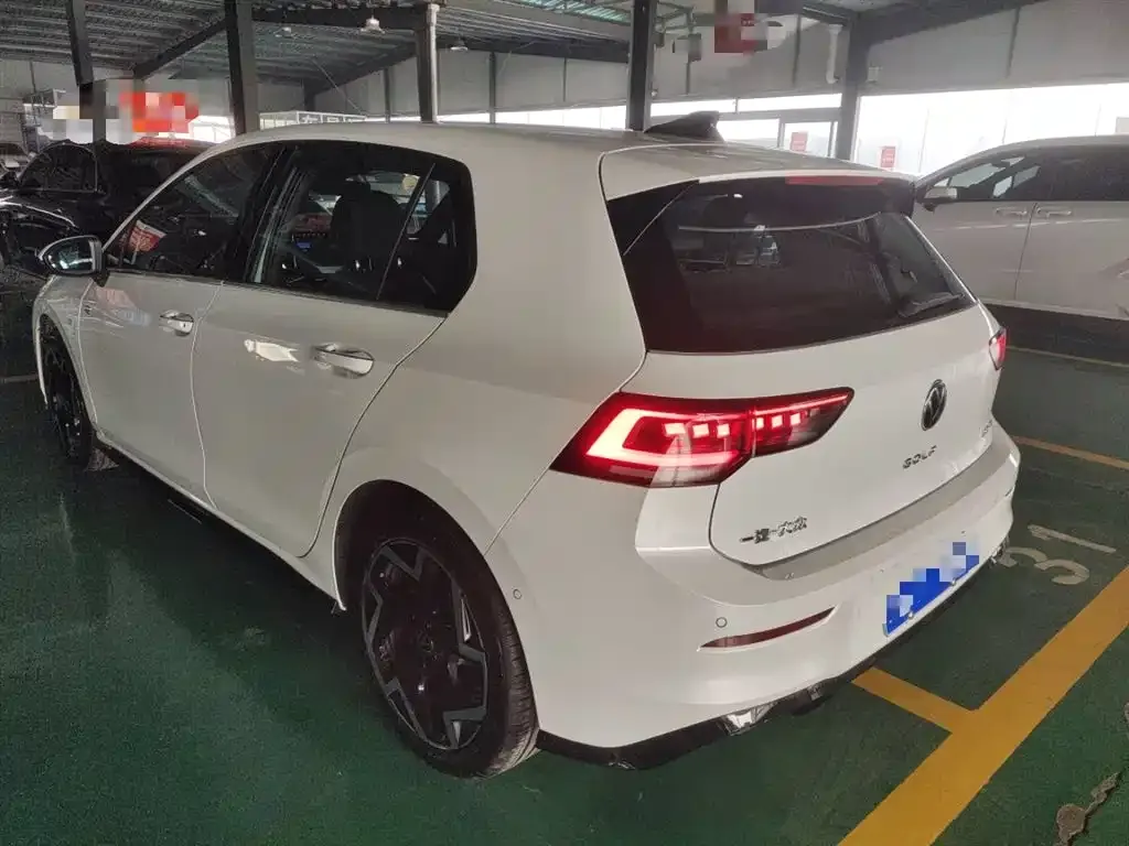 Volkswagen Golf 2025 из CN, фото 9