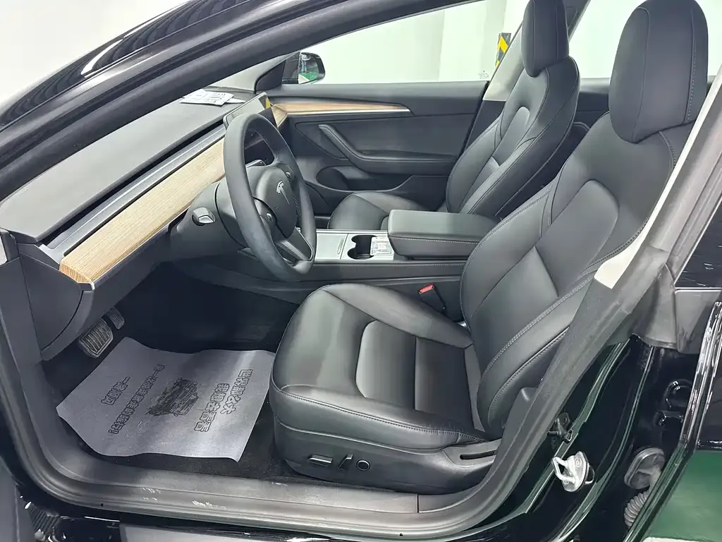 Tesla Model 3 2022 из CN, фото 4