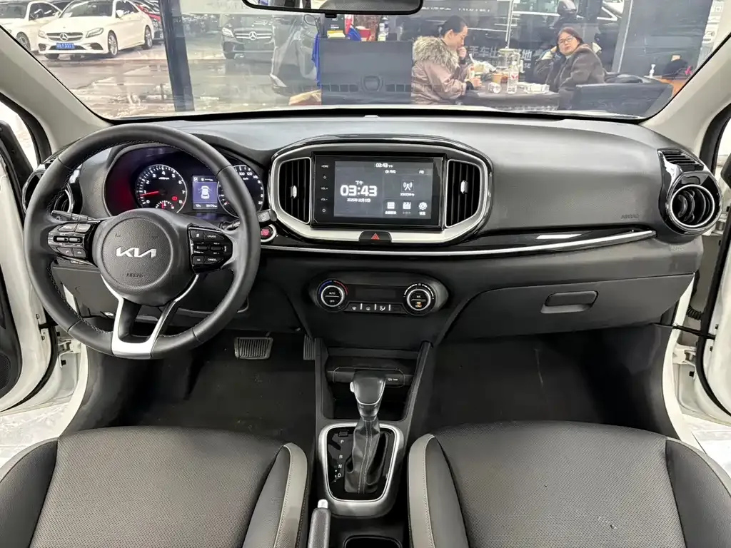 Kia KX1 2022 из CN, фото 8