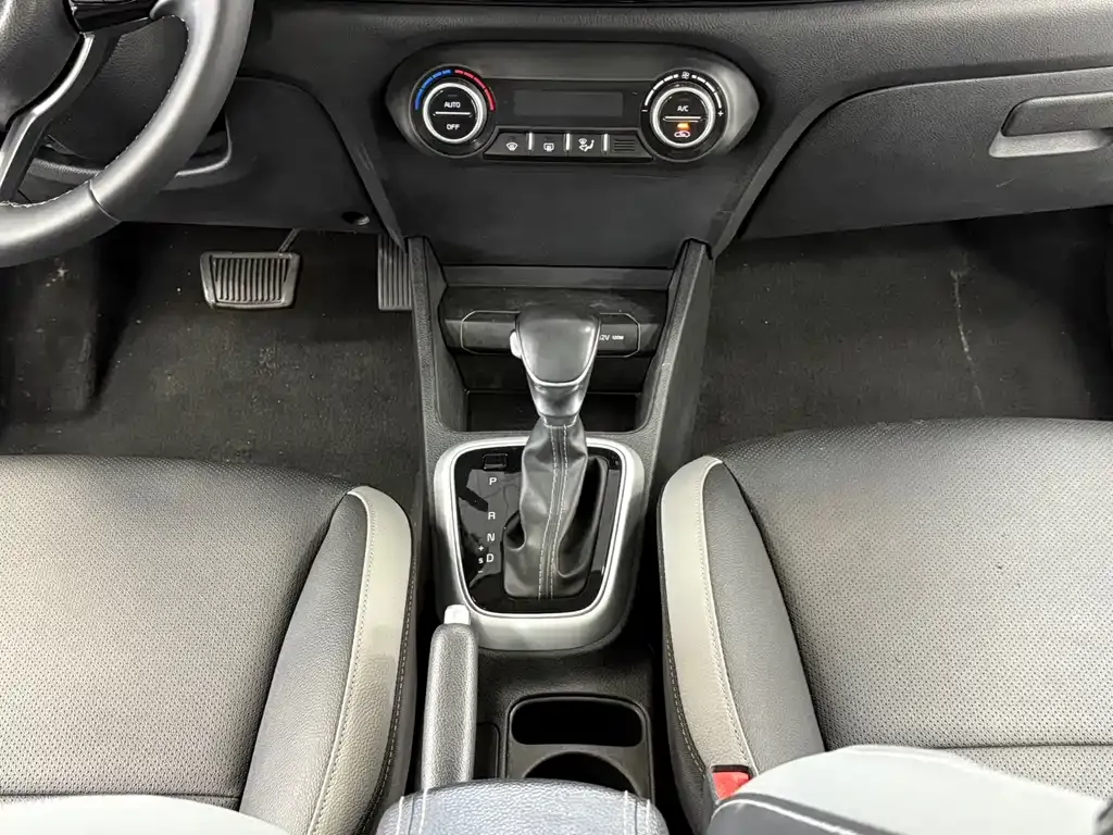 Kia KX1 2022 из CN, фото 10