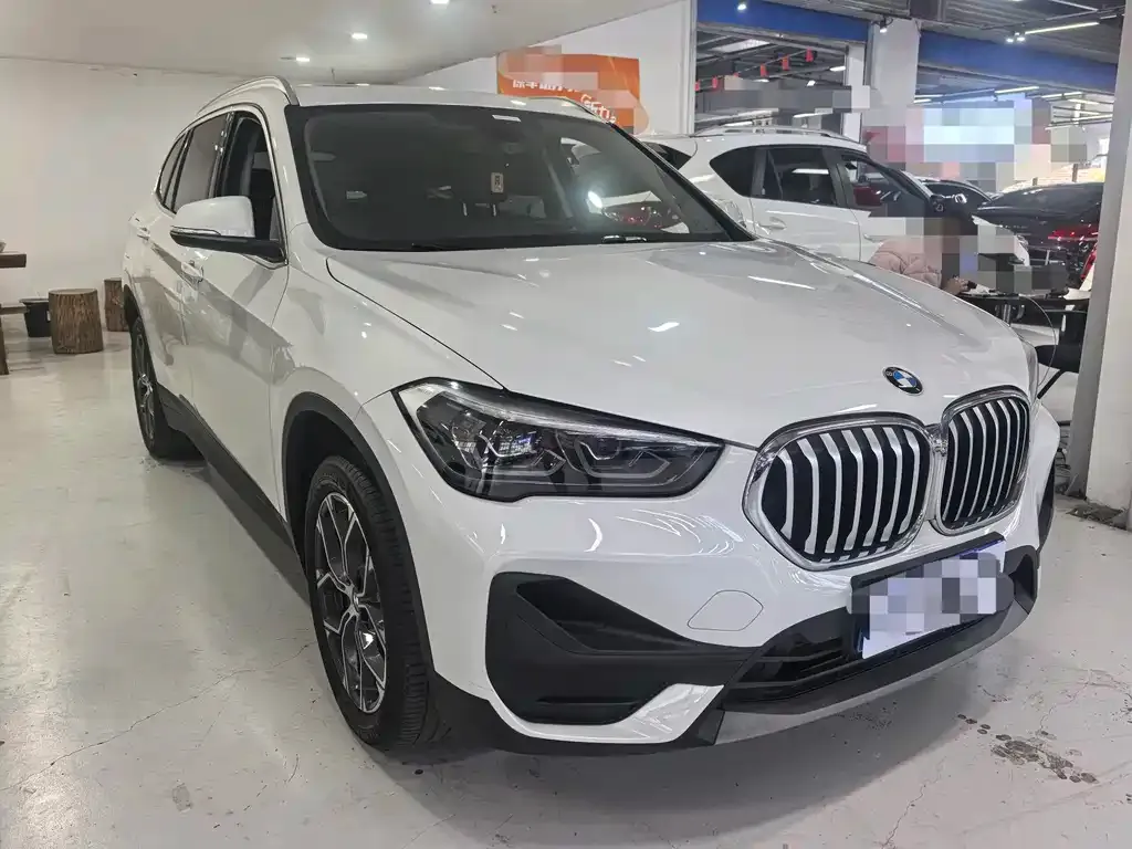 BMW X1 2021 из CN, фото 3