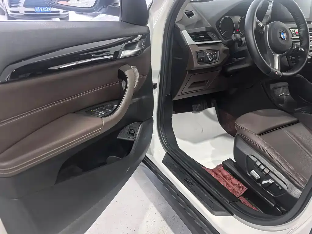 BMW X1 2021 из CN, фото 4
