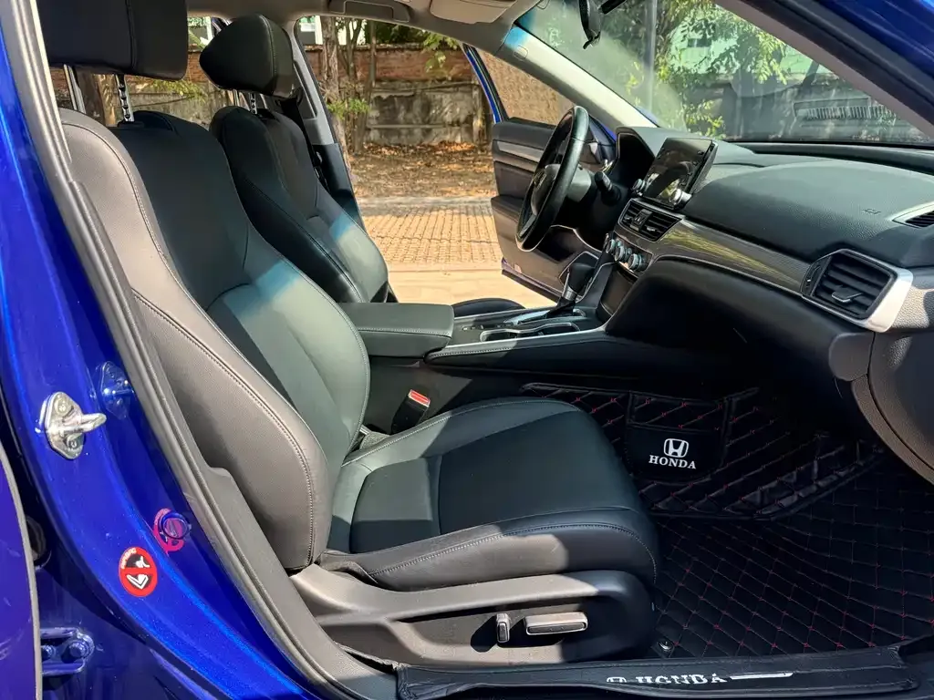 Honda Accord 2021 из CN, фото 3