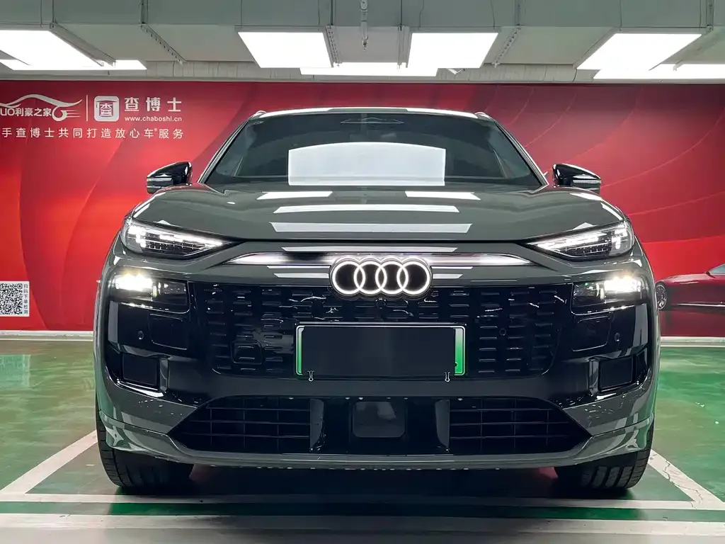 Audi Q6L e-tron — фото 9