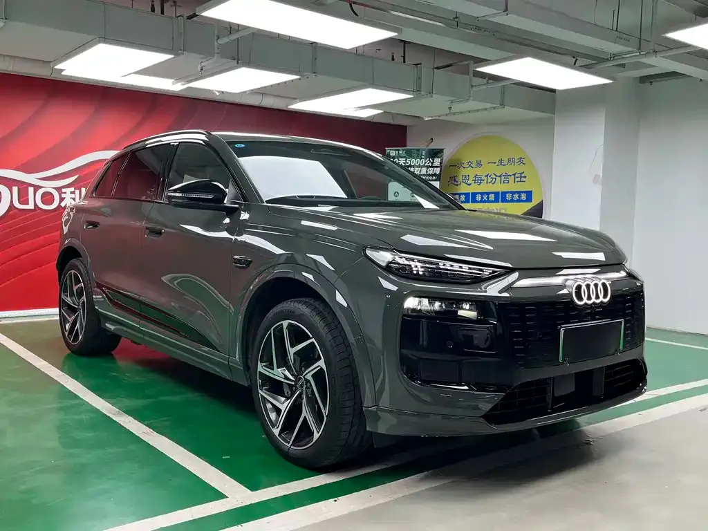 Audi Q6L e-tron — фото 6
